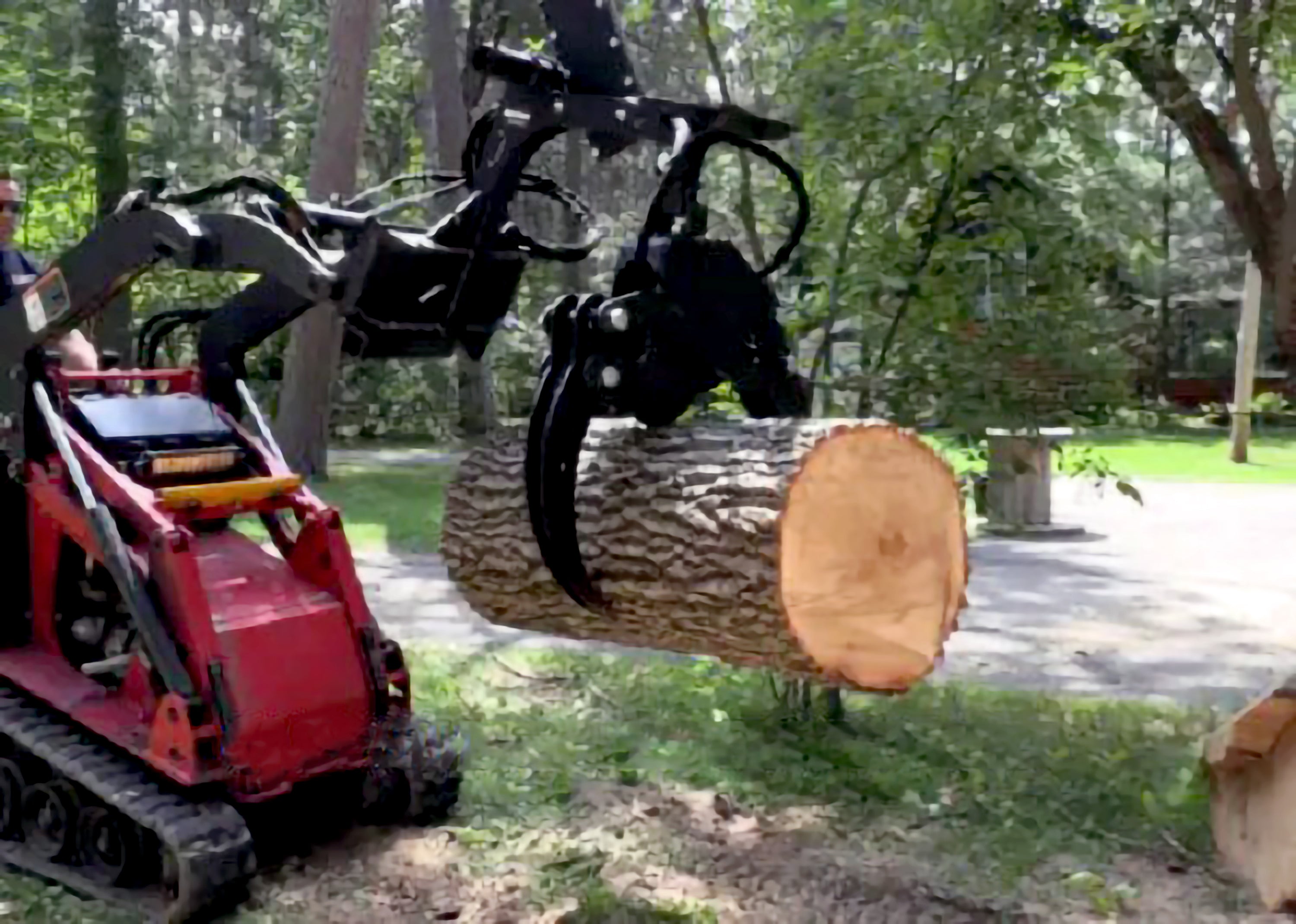 Loflin Fabrication | Log Grapple | Manual & Hydraulic Rotating | For Mini Skid Steer & Compact Loaders
