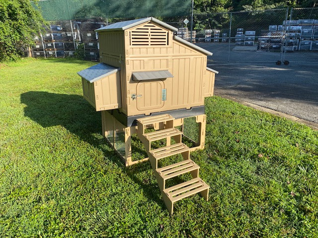 Snap Lock by Formex Coop Stand With Stairs (COOPSTAND)