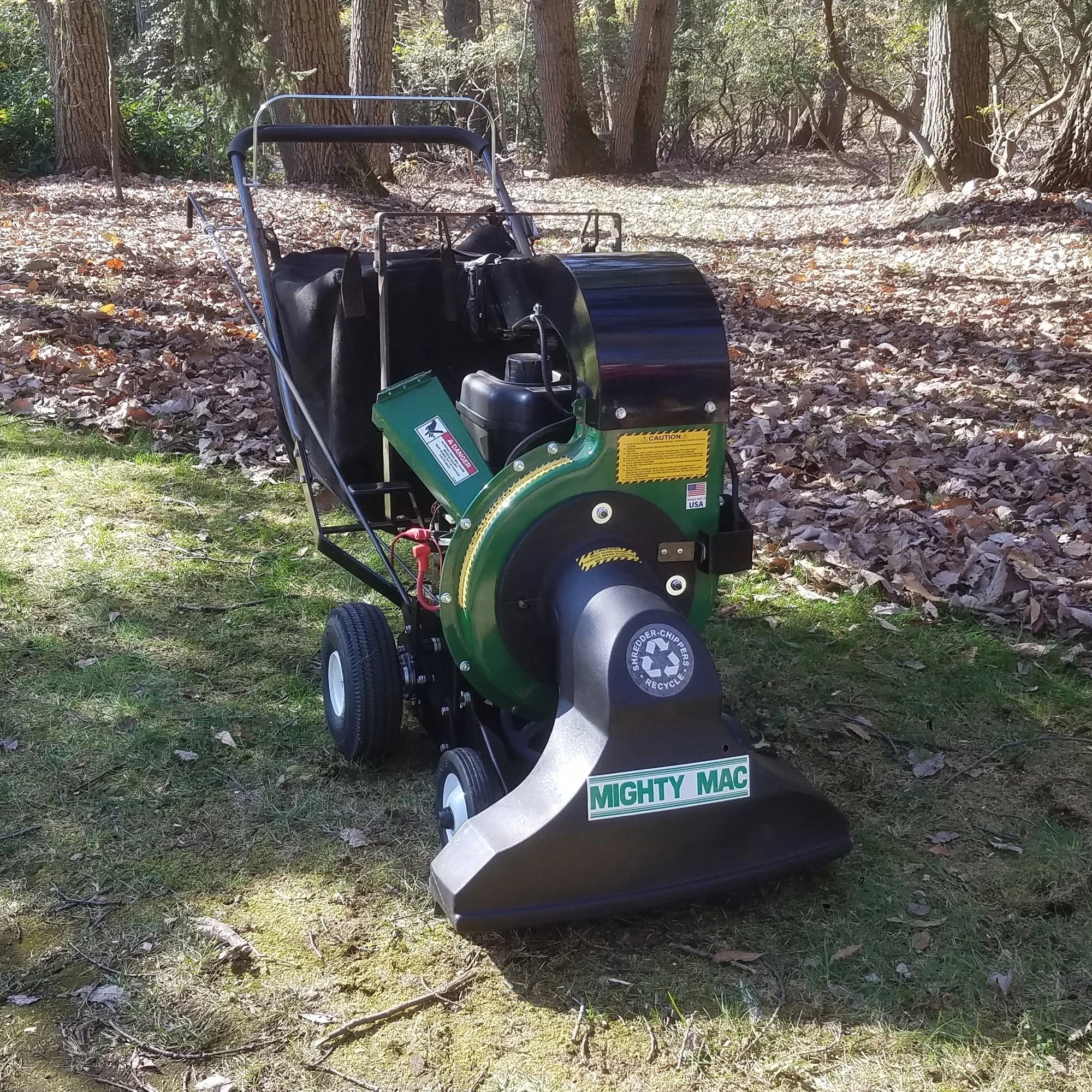 Mighty Mac™ Self-Propelled Vacuum-Chipper-Bagger with Electric Start (VCB1102E)