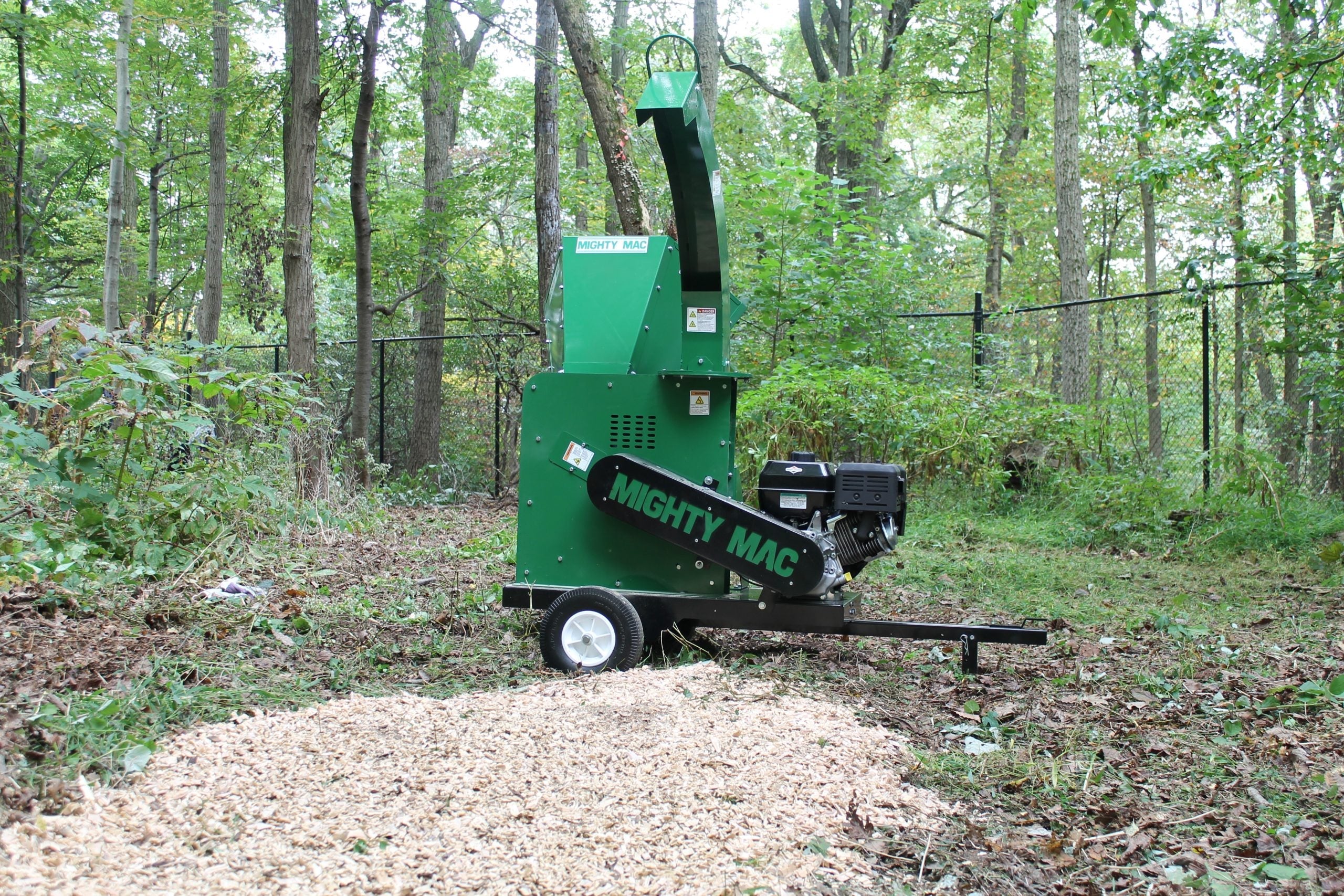 Mighty Mac™ Wood Chipper 5-3/4” Max Capacity - Electric Start 13.5HP Briggs (WC575E)