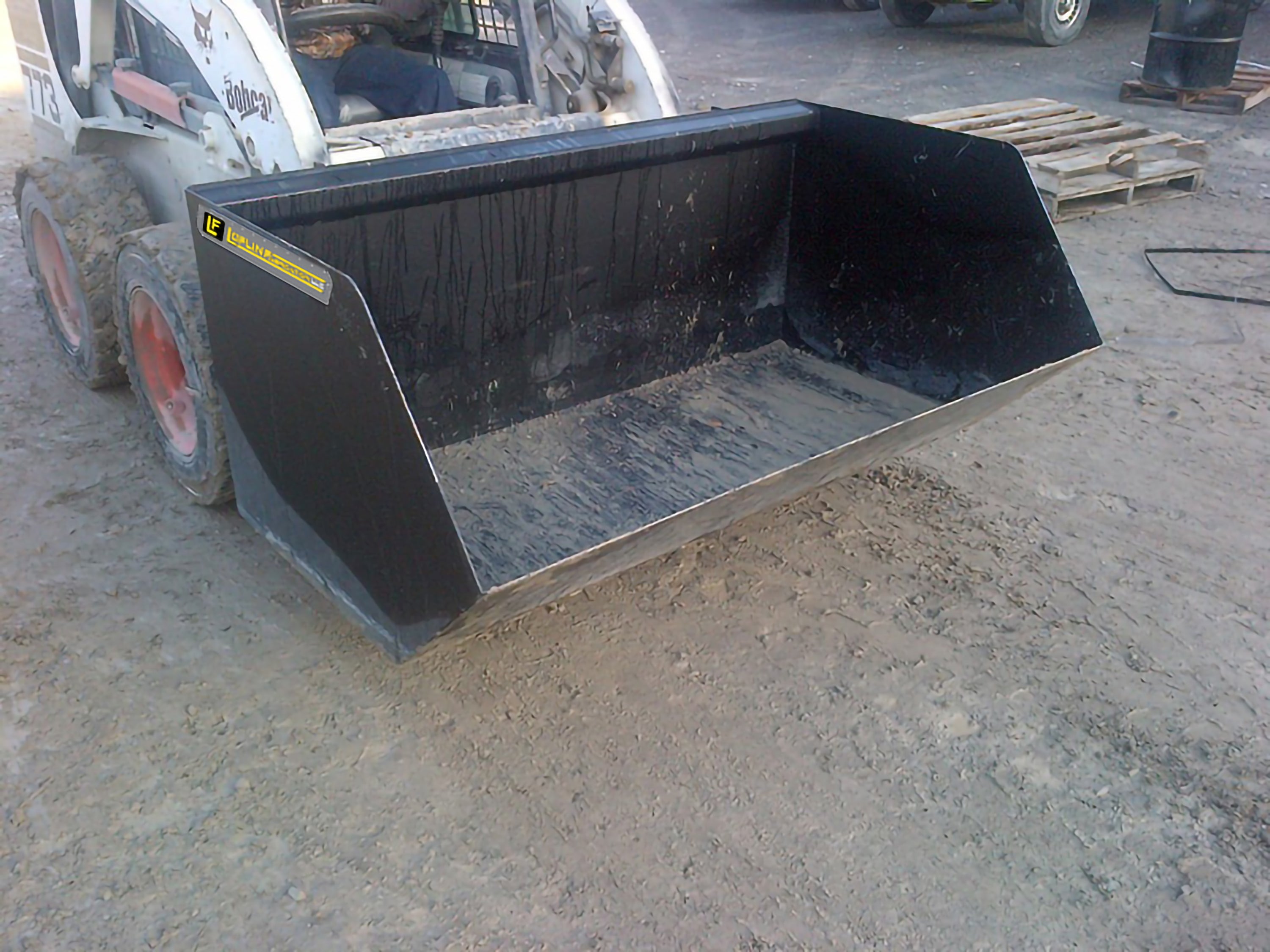Loflin Fabrication | Trash Bucket | 72" & 84" Width | For Skid Steer Loaders