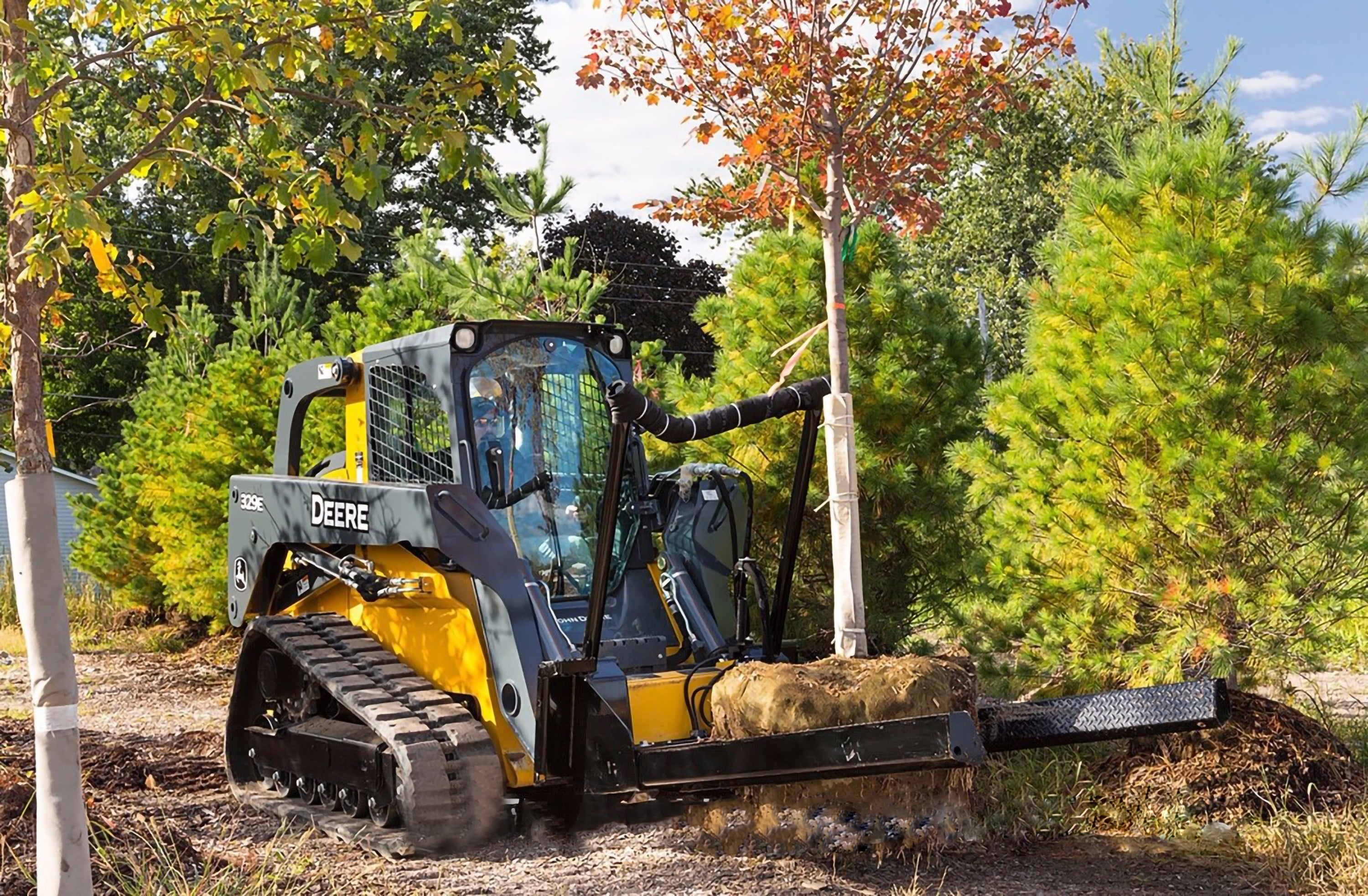 Loflin Fabrication | Hydraulic Nursery Forks | 60" Forks | For Skid Steer