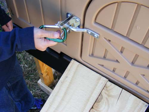 Snap Lock by Formex Standard Chicken Coop (STDCOOP)
