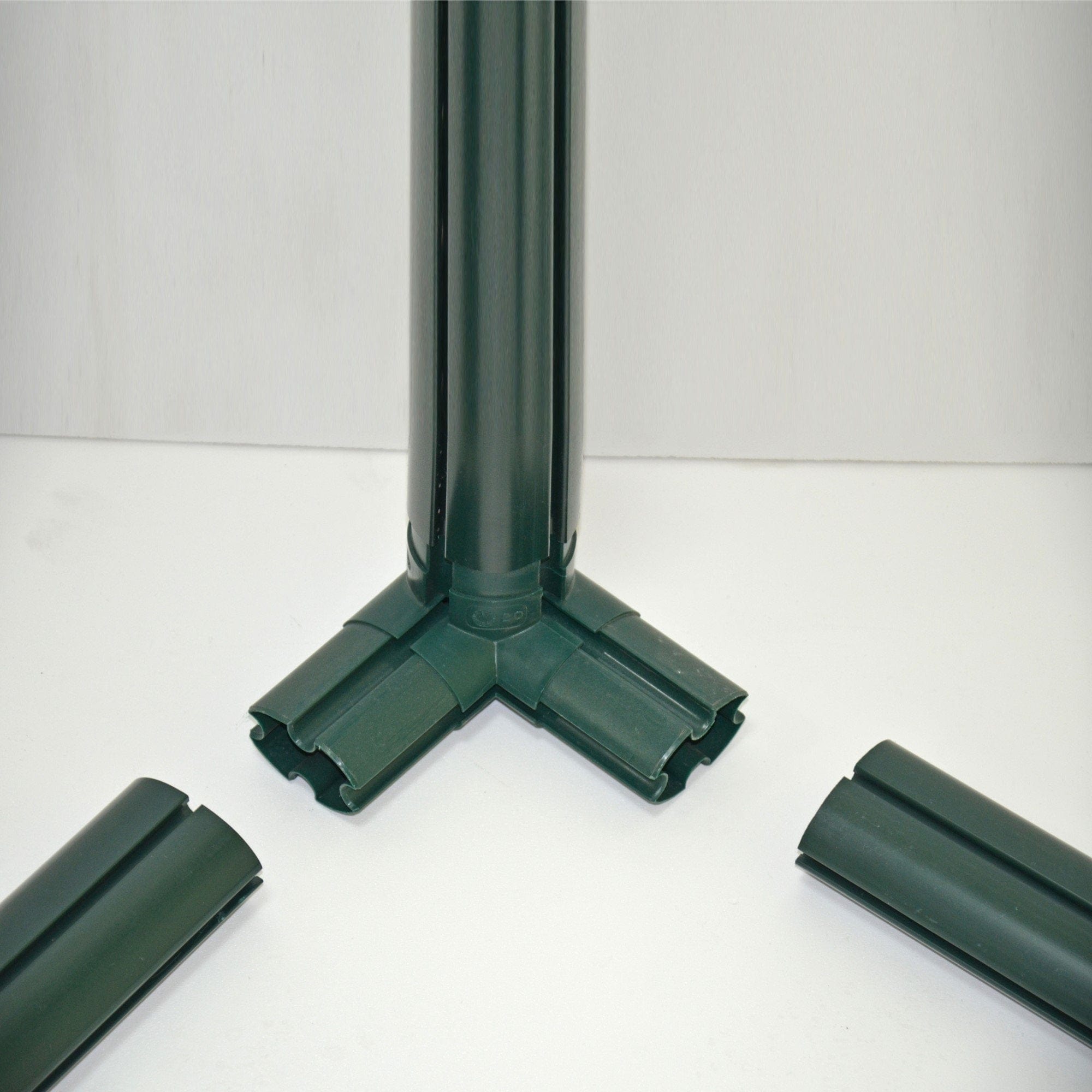 Palram - Canopia | Grand Gardener Greenhouse Kit - 8 Ft Wide - Green - 0.8mm Clear Polycarbonate Glazing