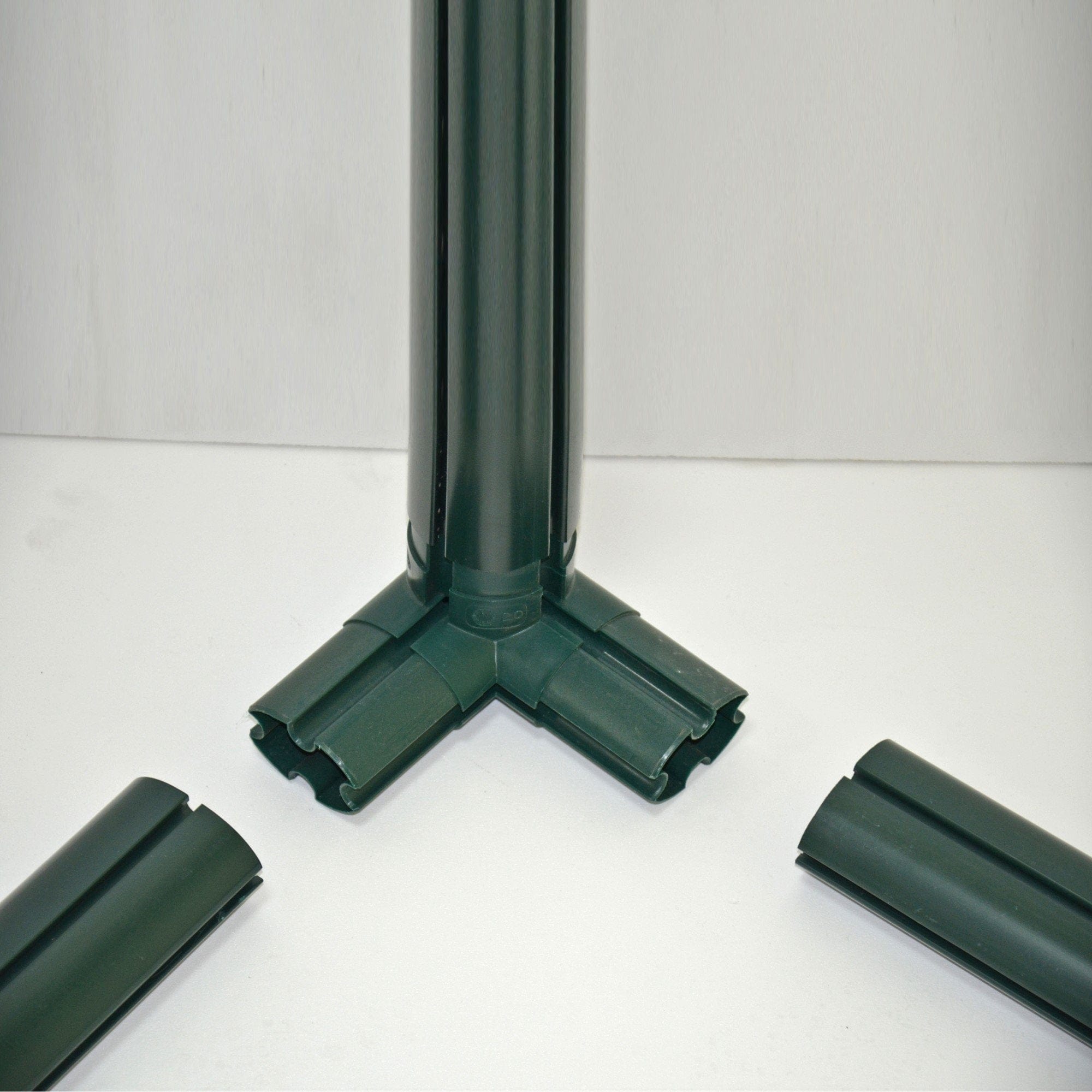 Palram - Canopia | Grand Gardener Greenhouse Kit - 8 Ft Wide - Green - 6mm Twin-wall Polycarbonate Glazing