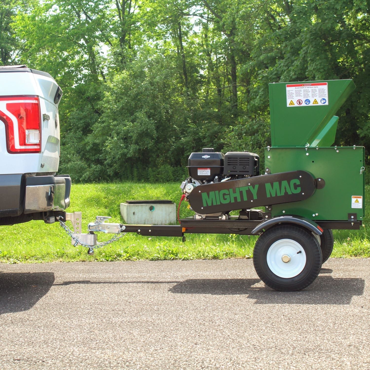 Mighty Mac™ Electric Start Hammermill Wood Chipper Shredder 4.5” 13.5HP HWY Towable (SC185E)