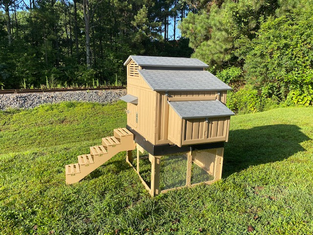 Snap Lock by Formex Coop Stand With Stairs (COOPSTAND)
